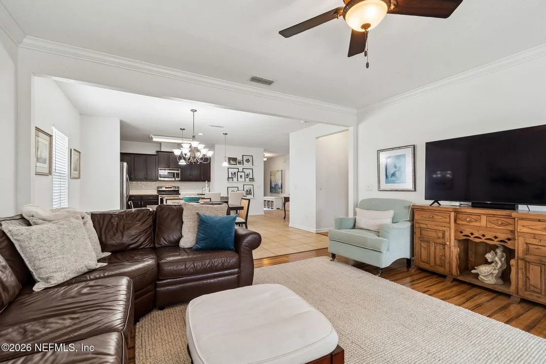Photo of 206 MISSION COVE Circle