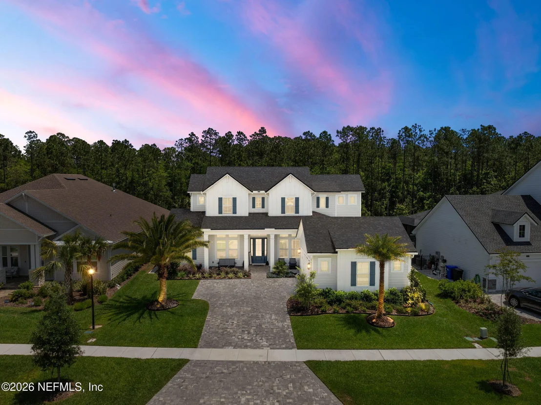 Photo of 375 SEAGROVE Drive