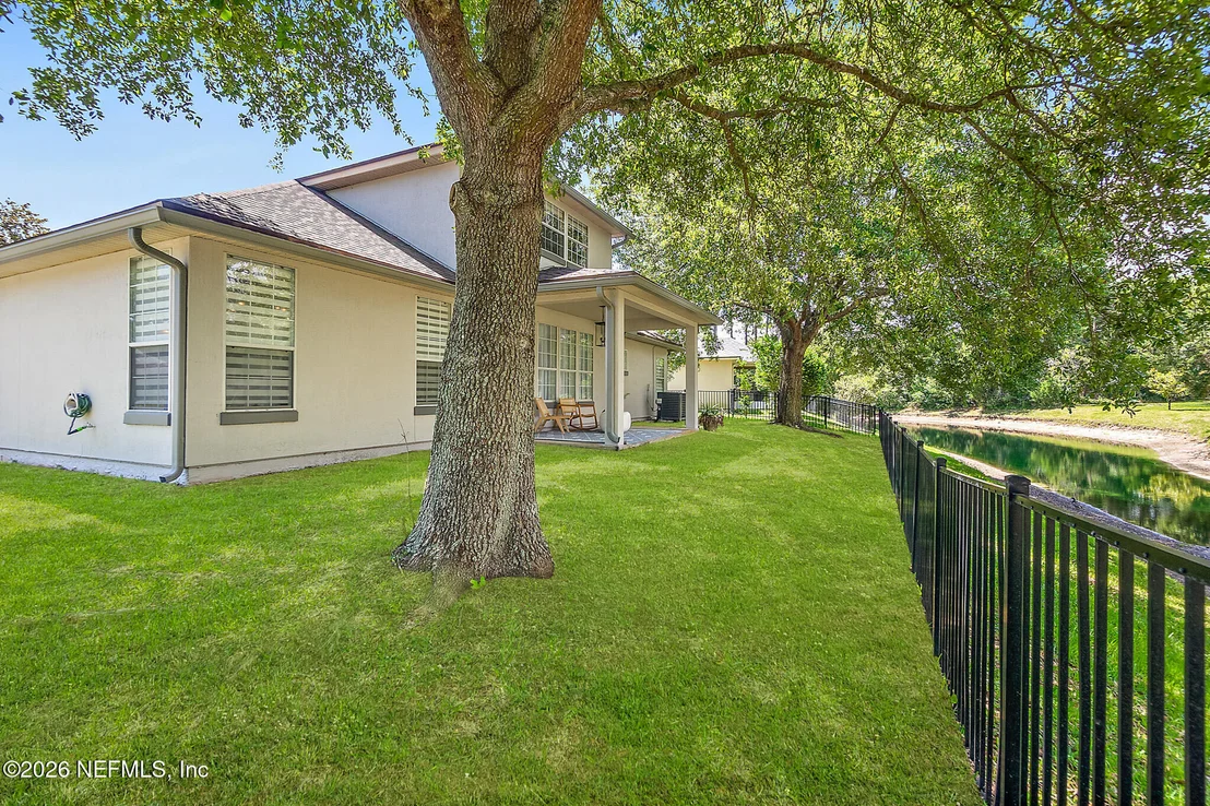 Photo of 132 SUMMERHILL Circle