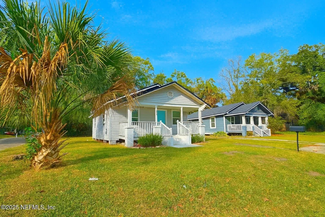 Photo of 804 WESTBROOK Road