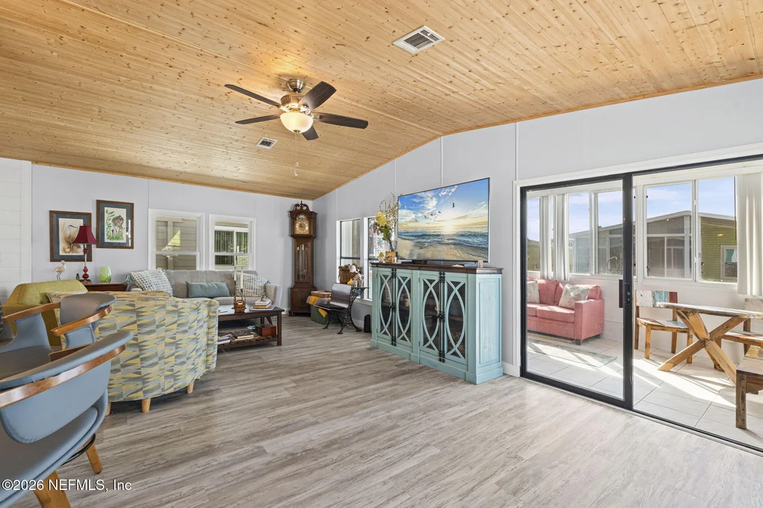 Photo of 223 STARBOARD Drive