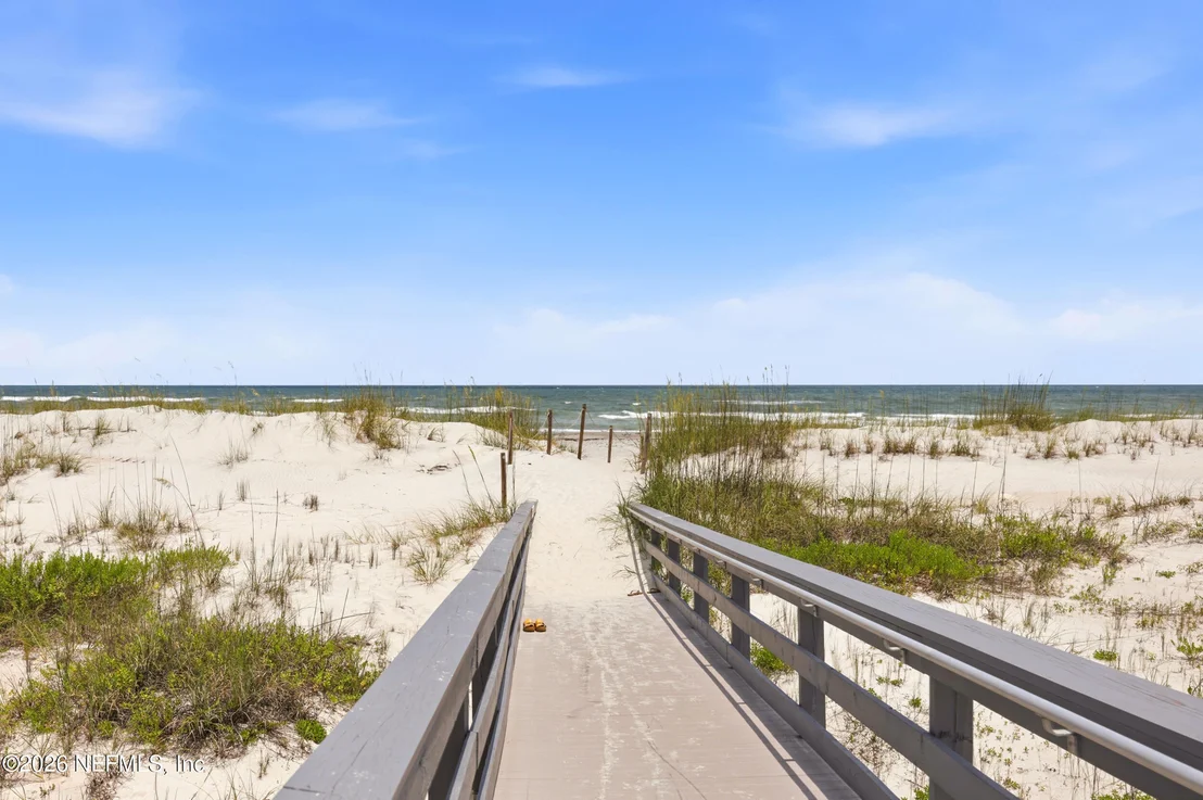 Photo of 688 OCEAN PALM Way