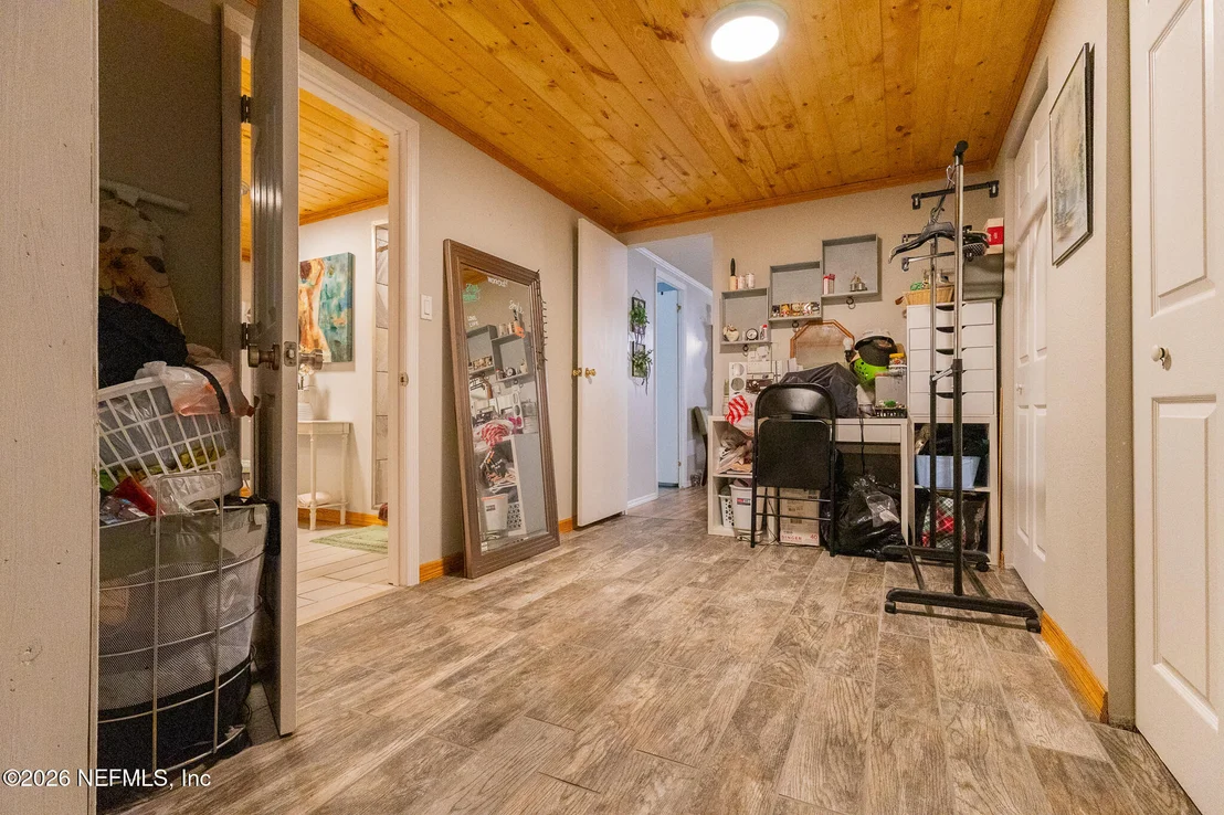 Photo of 239 LYNNE Drive