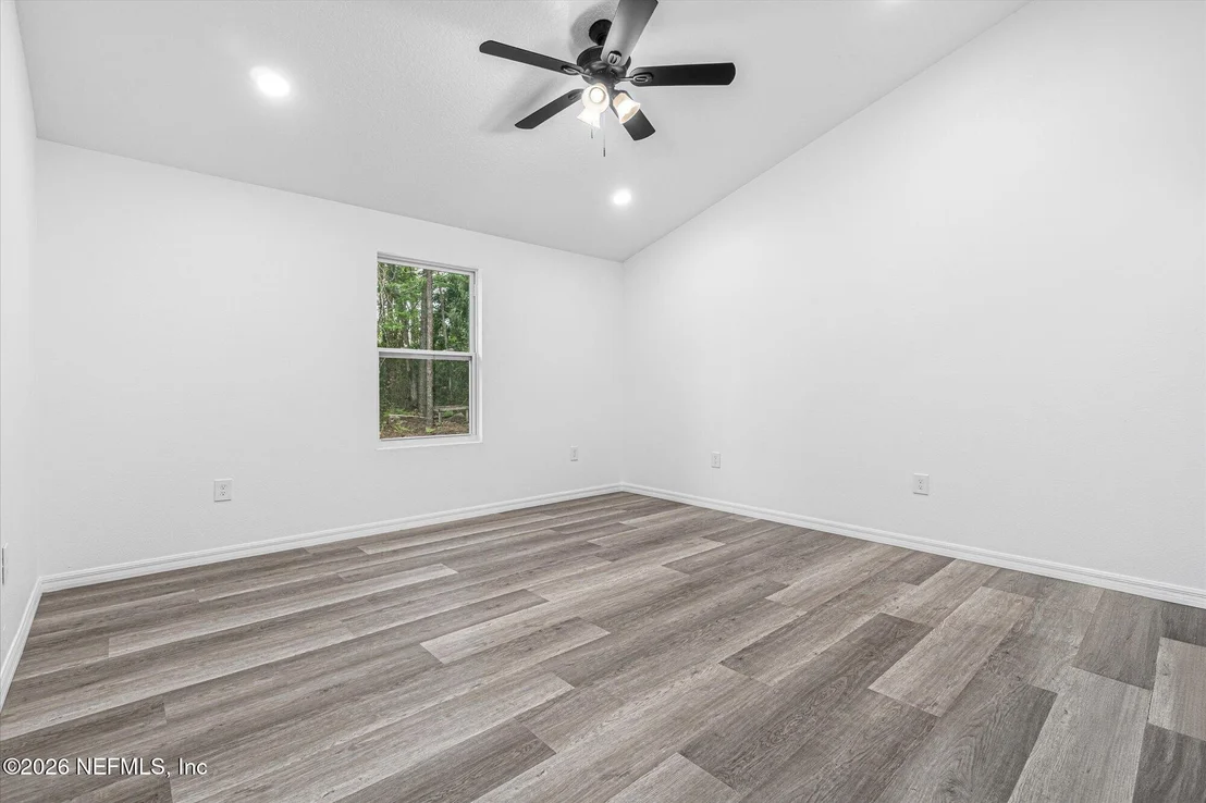 Photo of 124 PARK Drive