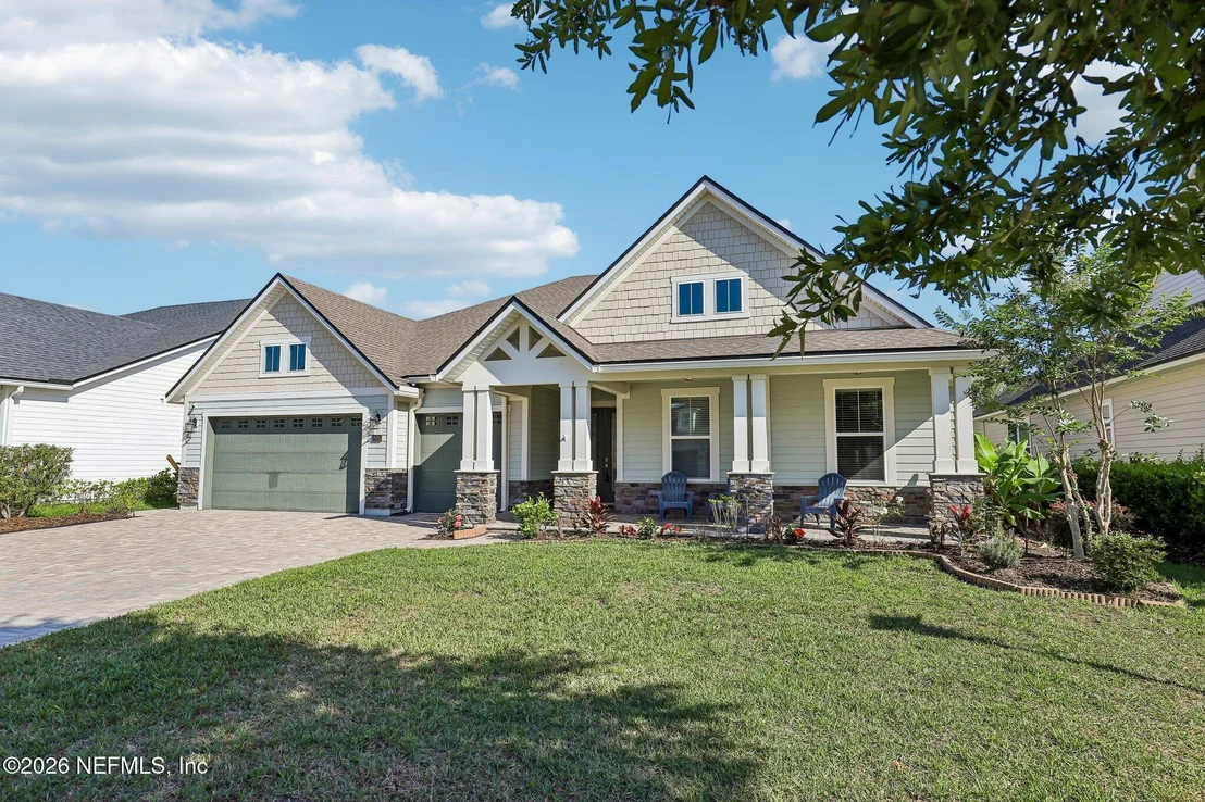 Photo of 114 GLENNEYRE Circle