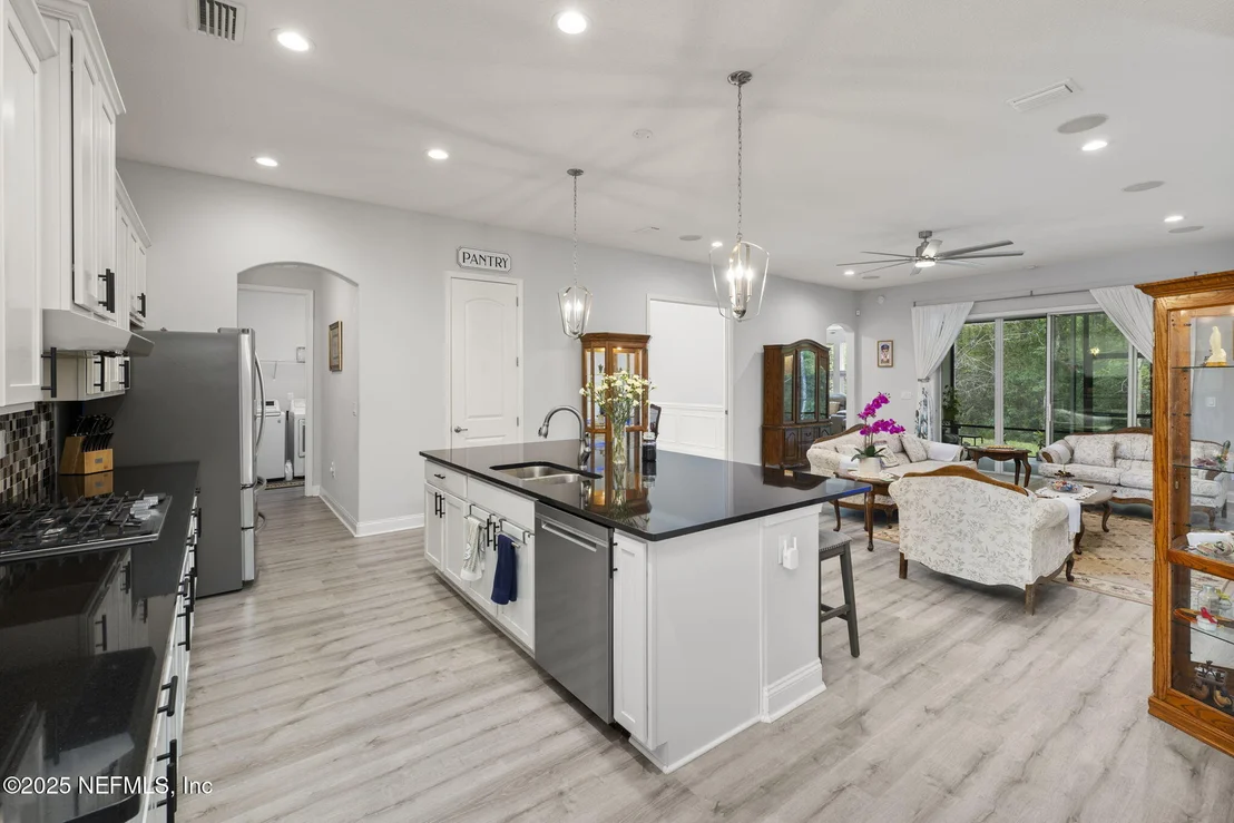 Photo of 509 ATHENS Drive