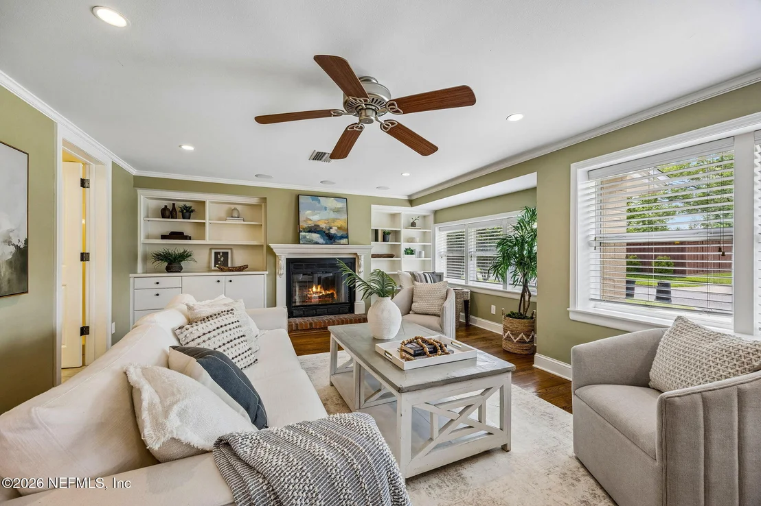 Photo of 5448 DIAZ Place