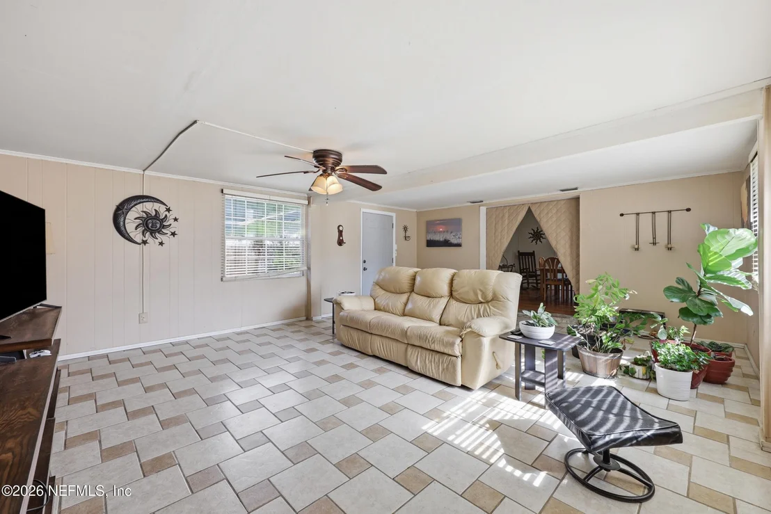 Photo of 5528 EDMAR Road