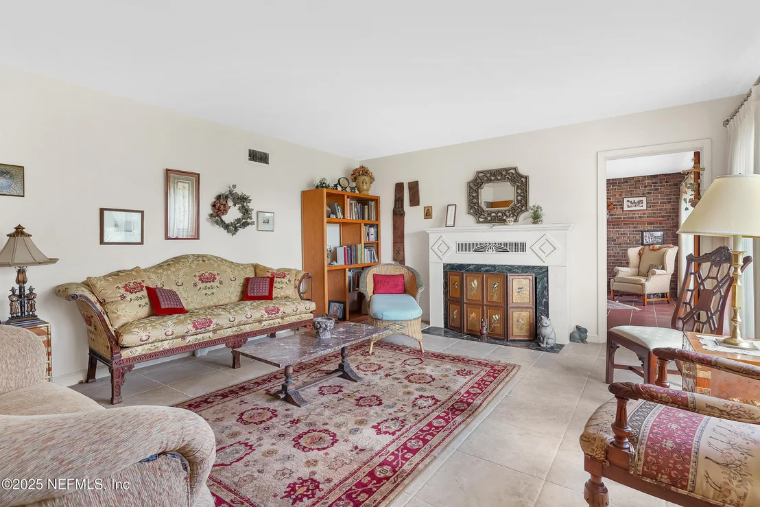 Photo of 61 AVISTA Circle