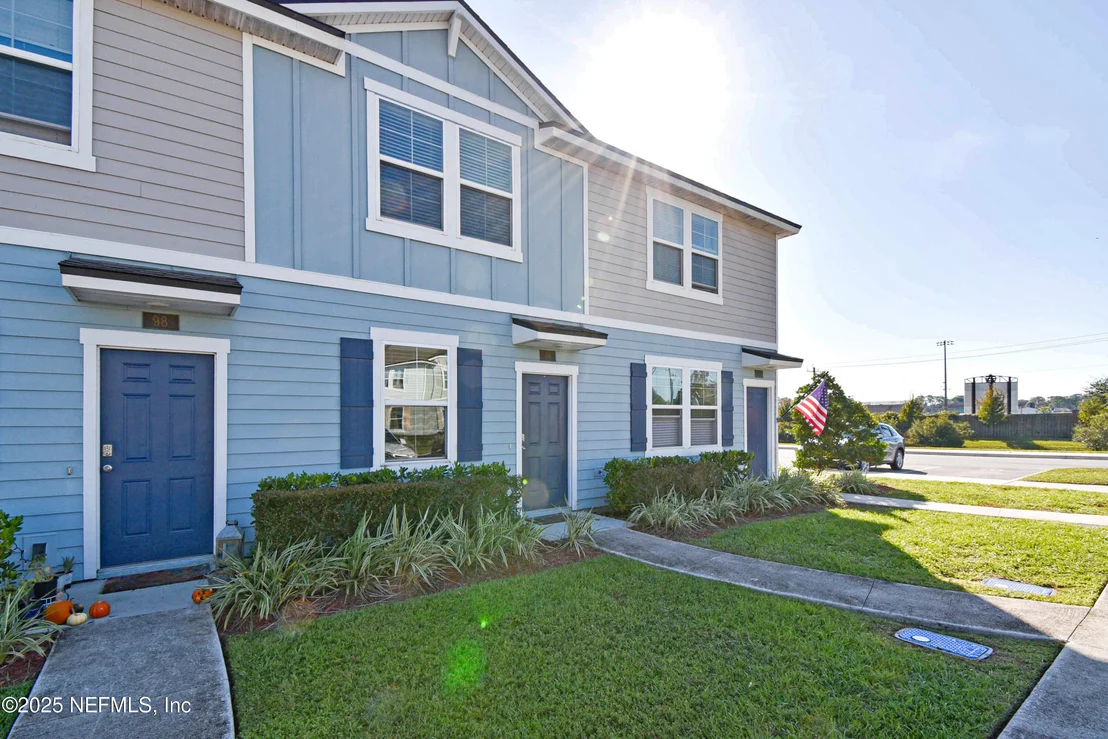 Photo of 94 RED HOUSE Circle