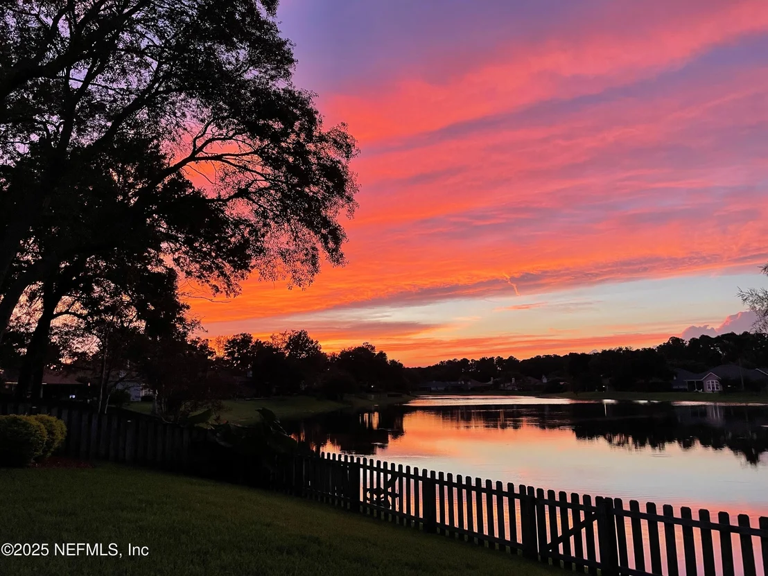 Photo of 364 MAPLEWOOD Drive