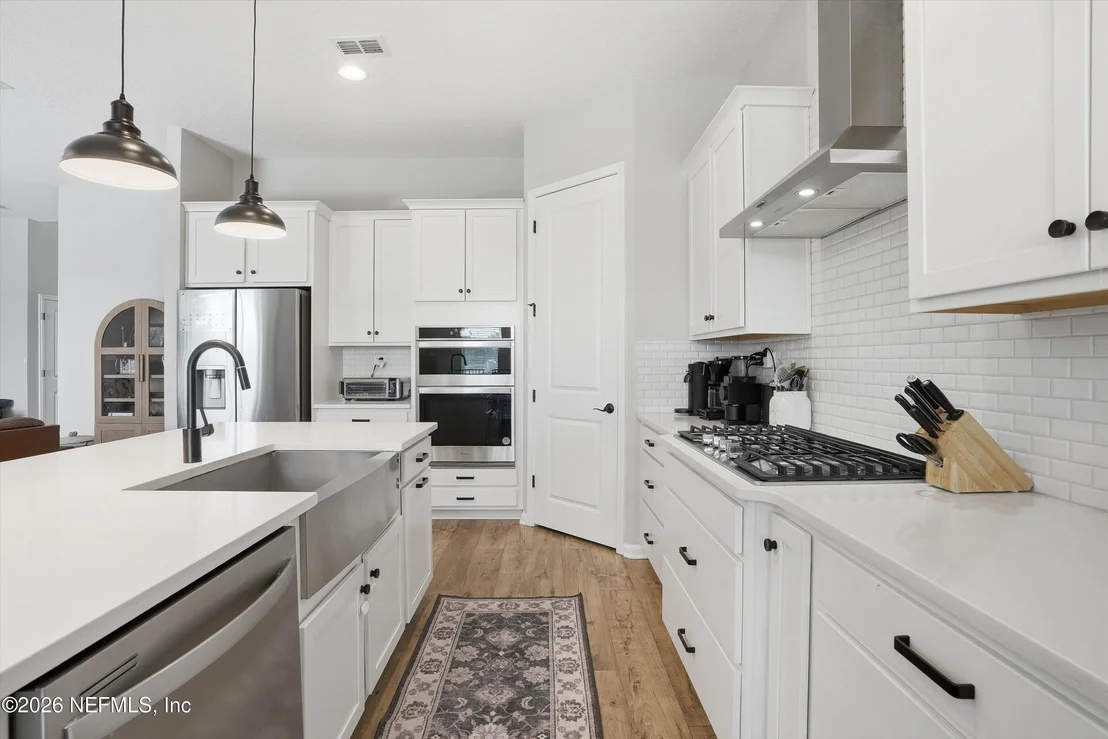 Photo of 60 RUM RUNNER Way