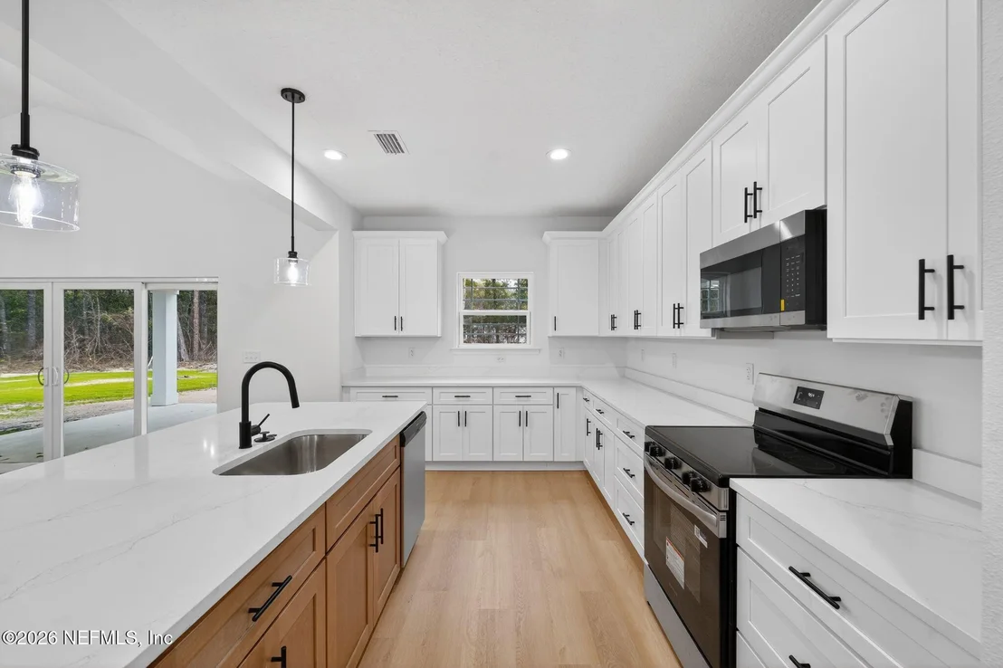 Photo of 2130 MALLARD Road