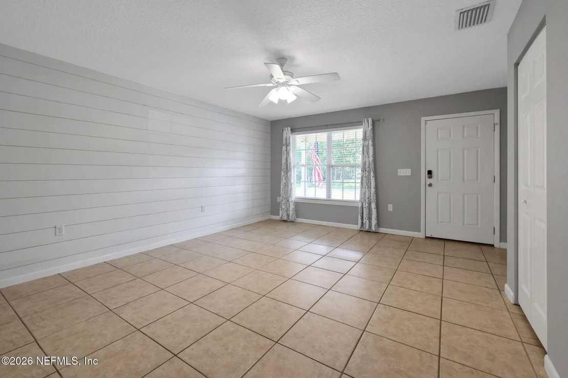 Photo of 980 N VOLUSIA Street