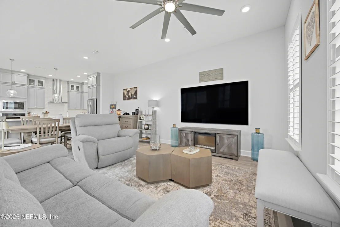 Photo of 11331 BARRIER BEACH Place