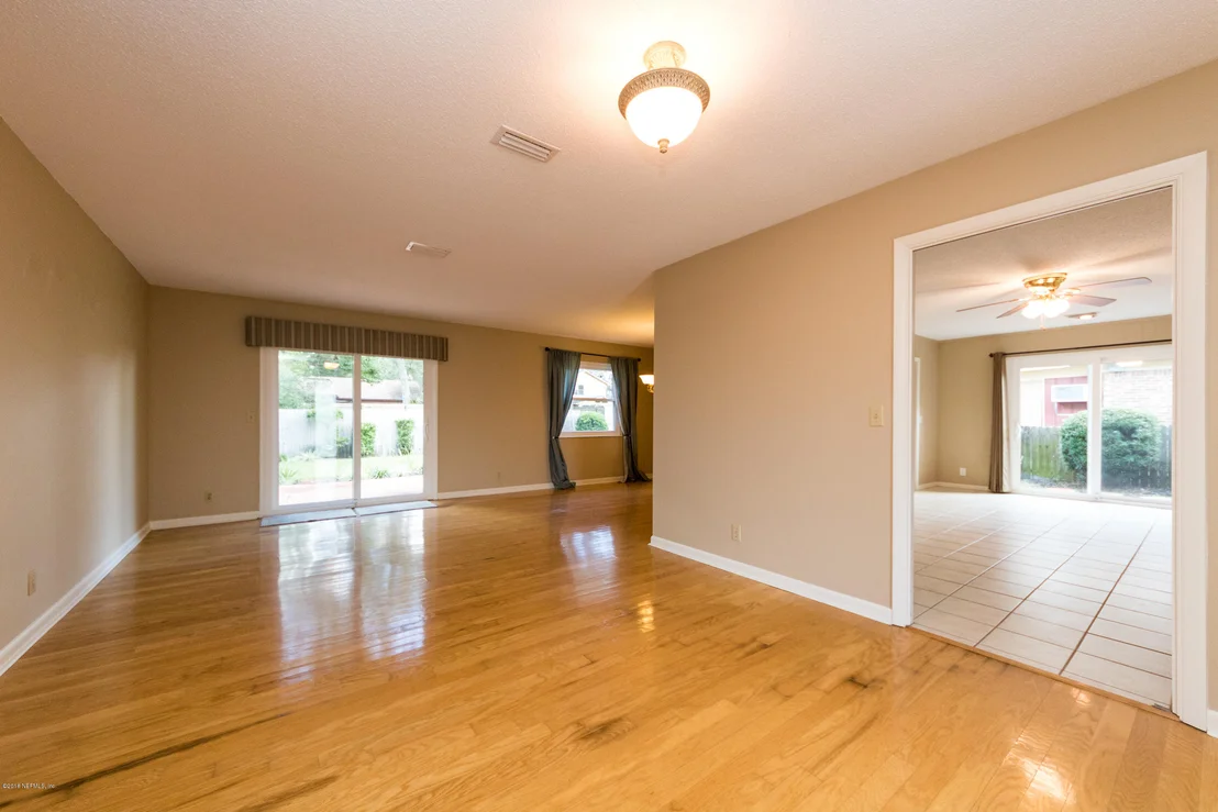 Photo of 9541 WHITTINGTON Drive