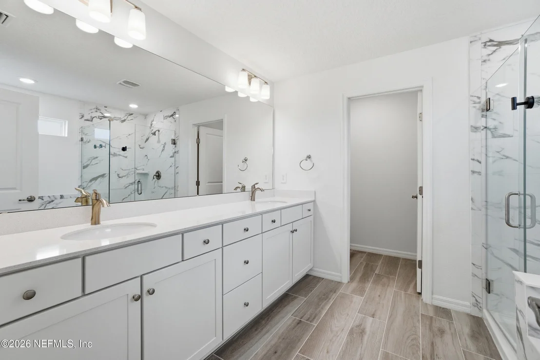 Photo of 424 CEDAR PRESERVE Lane