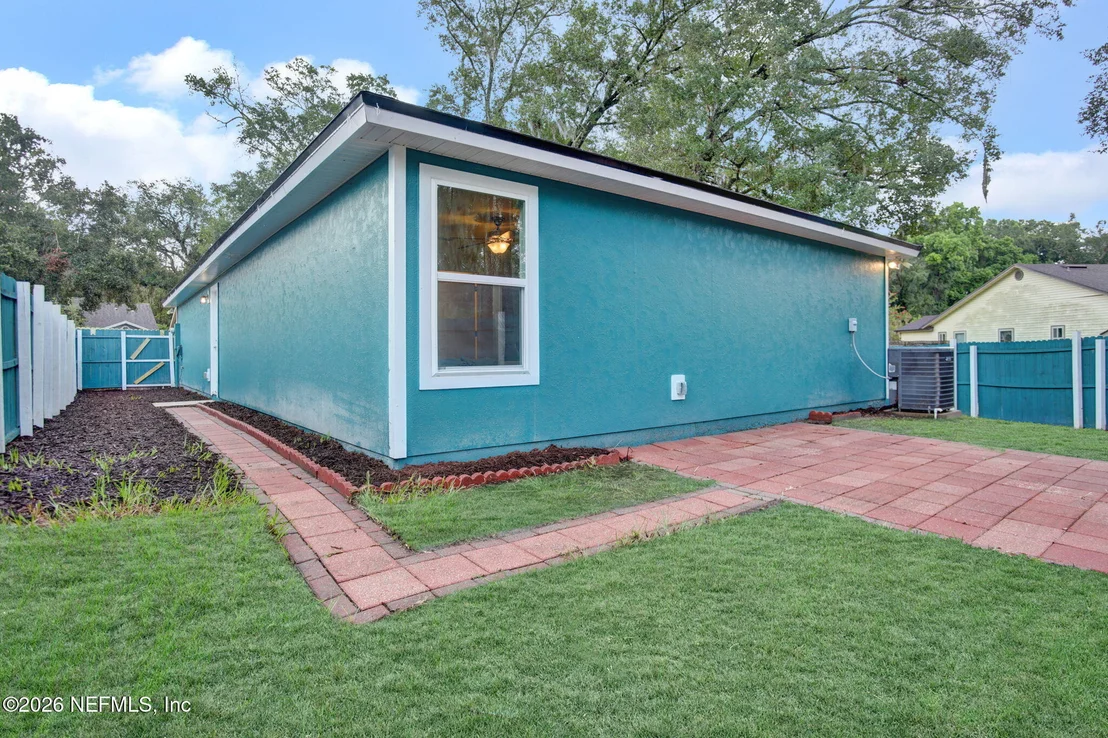 Photo of 256 AQUARIUS Circle N