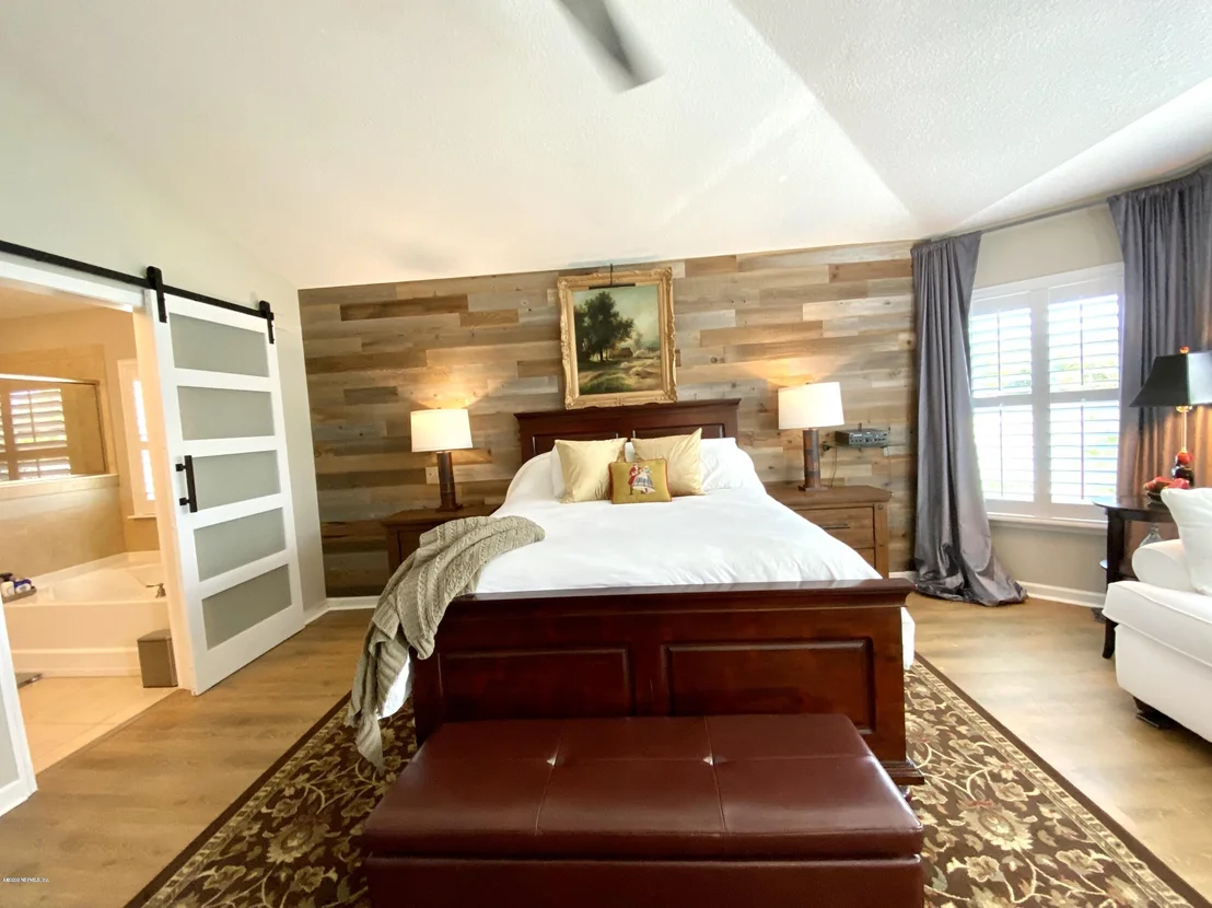 Photo of 23 MERCUTIO Lane