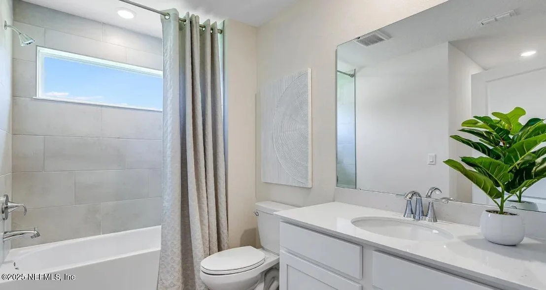 Photo of 90 GRAND TRAVERSE Circle
