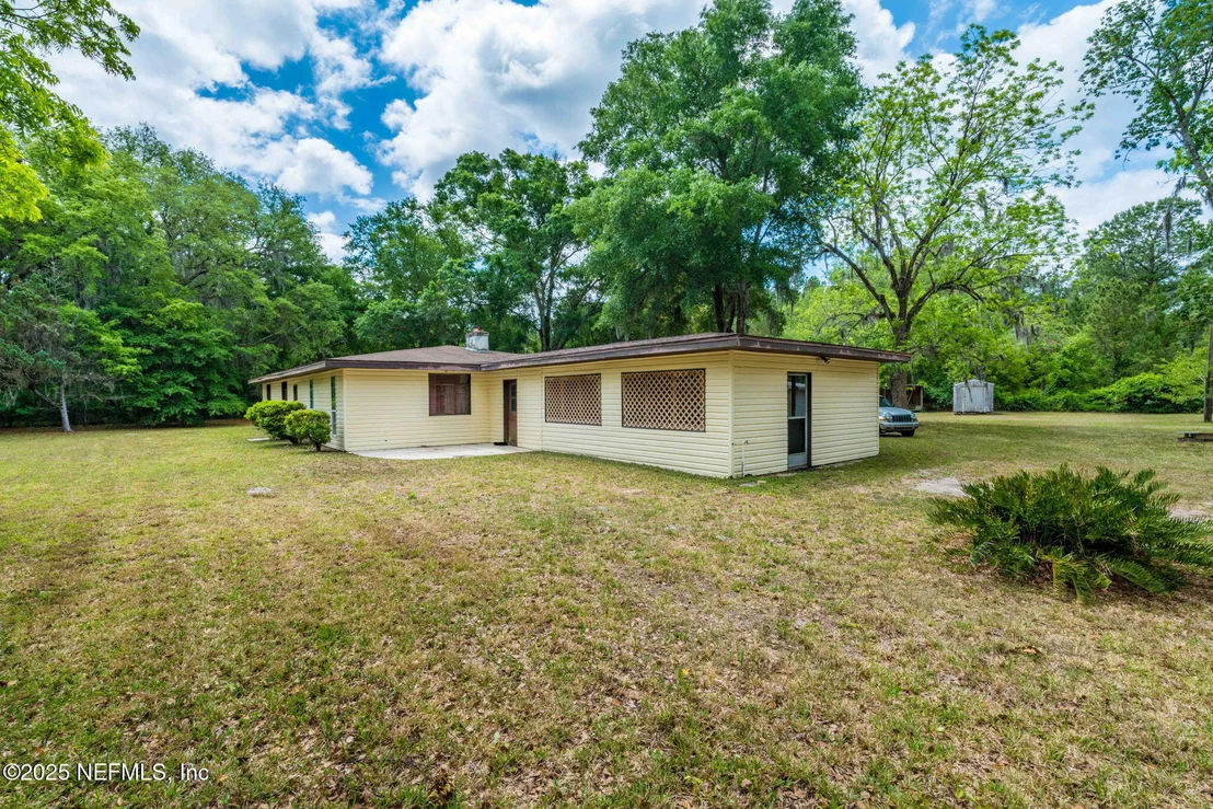 Photo of Unit C at 5705 COUNTY ROAD 208