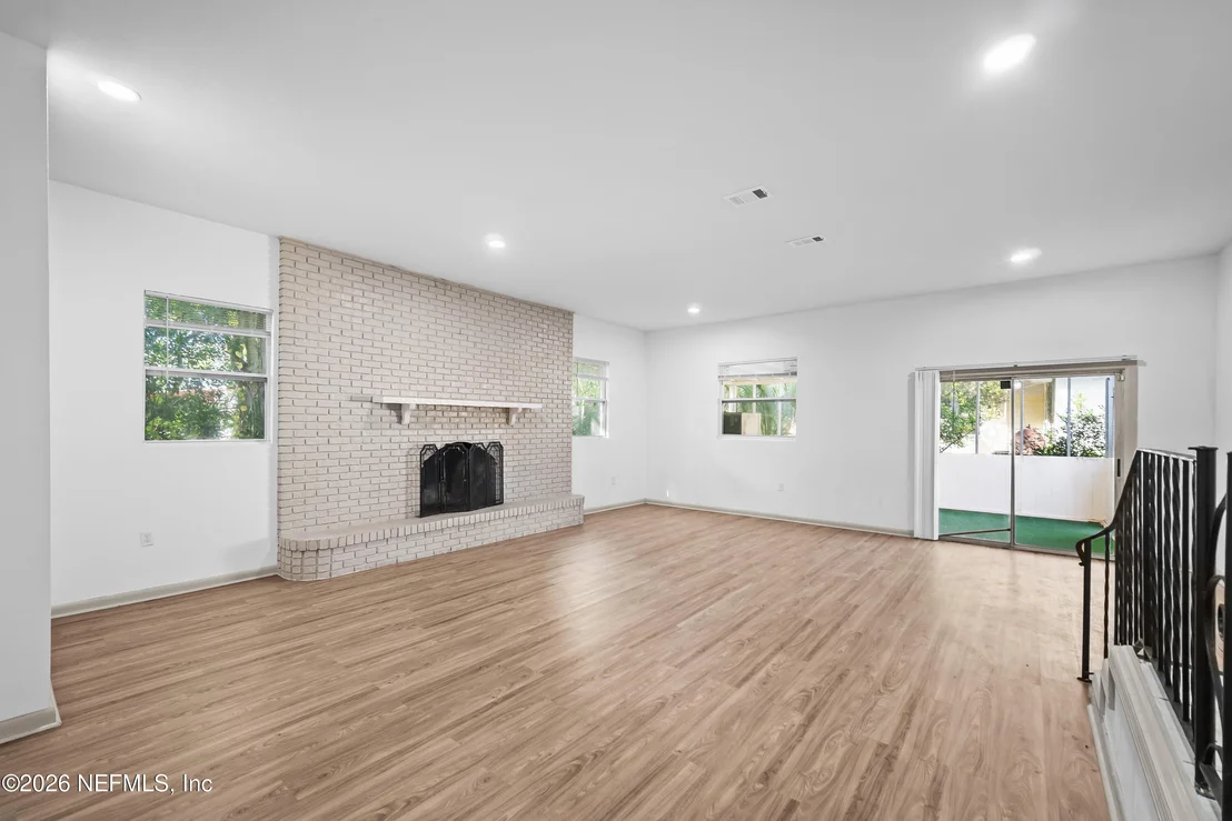 Photo of 6910 CARTIER Circle