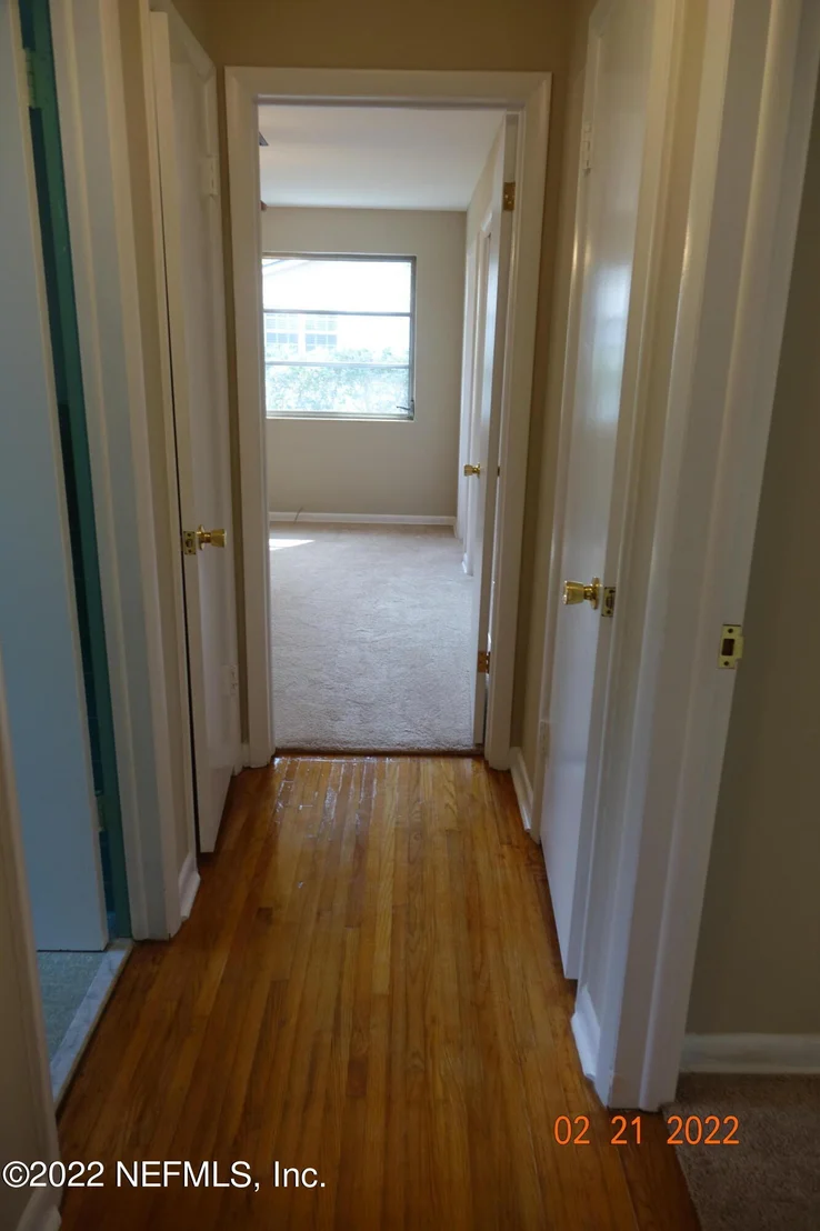 Photo of 1675 MT. VERNON Drive