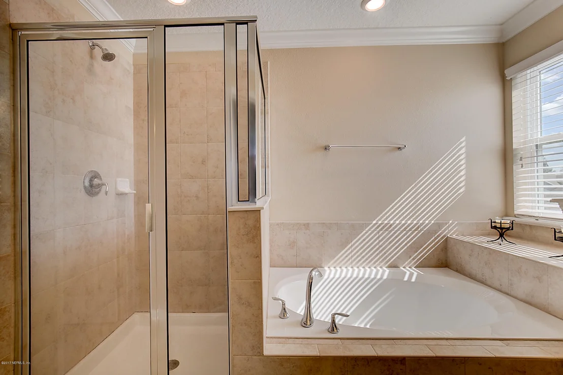 Photo of 112 BLUFFTON Court
