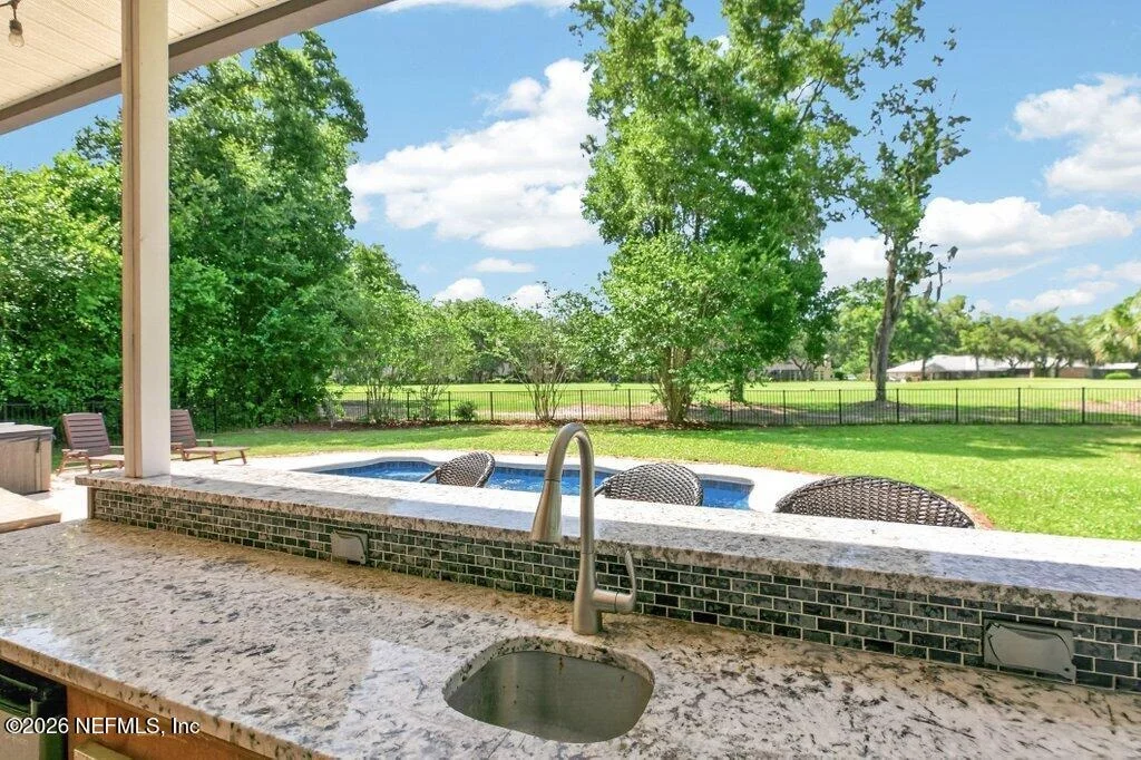 Photo of 385 LOLLY Lane