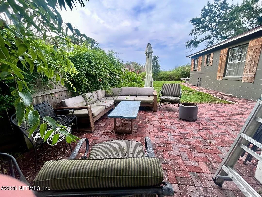 Photo of 32 E PARK Avenue