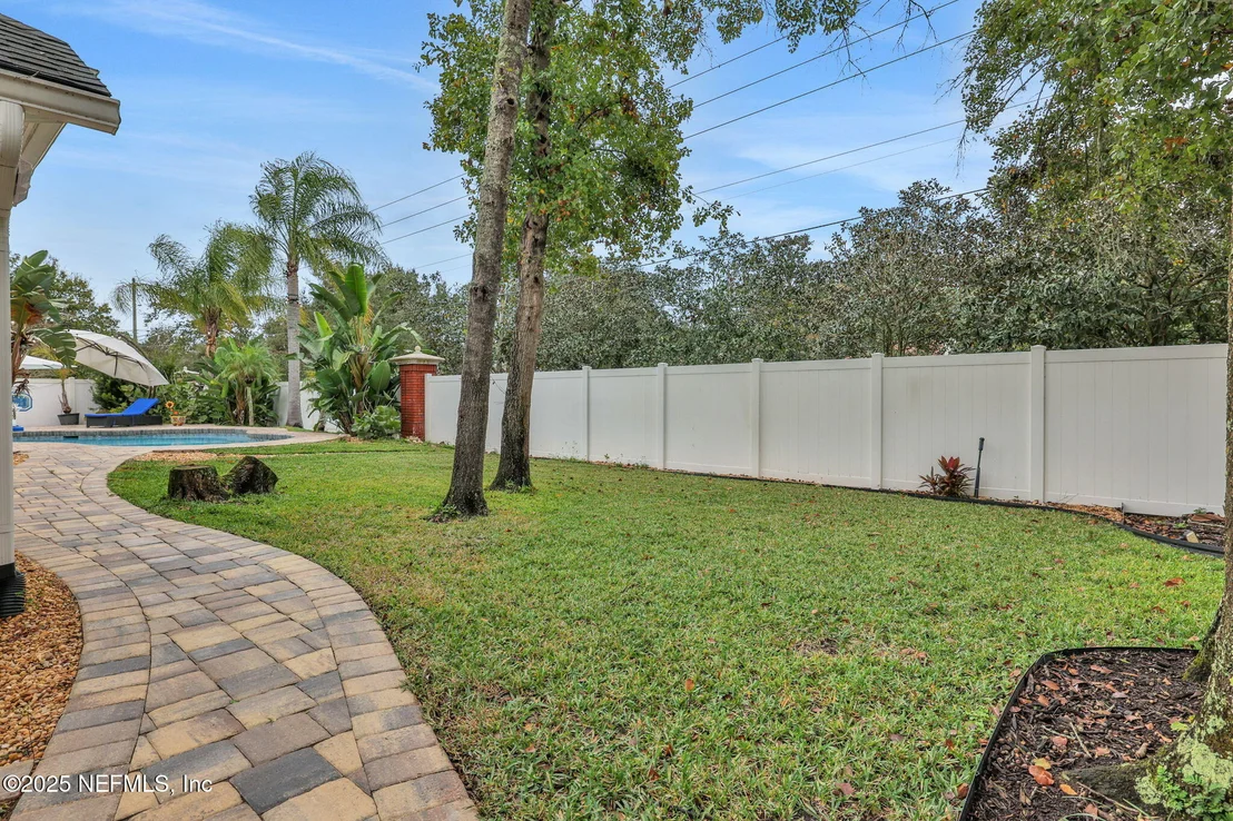Photo of 246 EDGEWATER BRANCH Drive