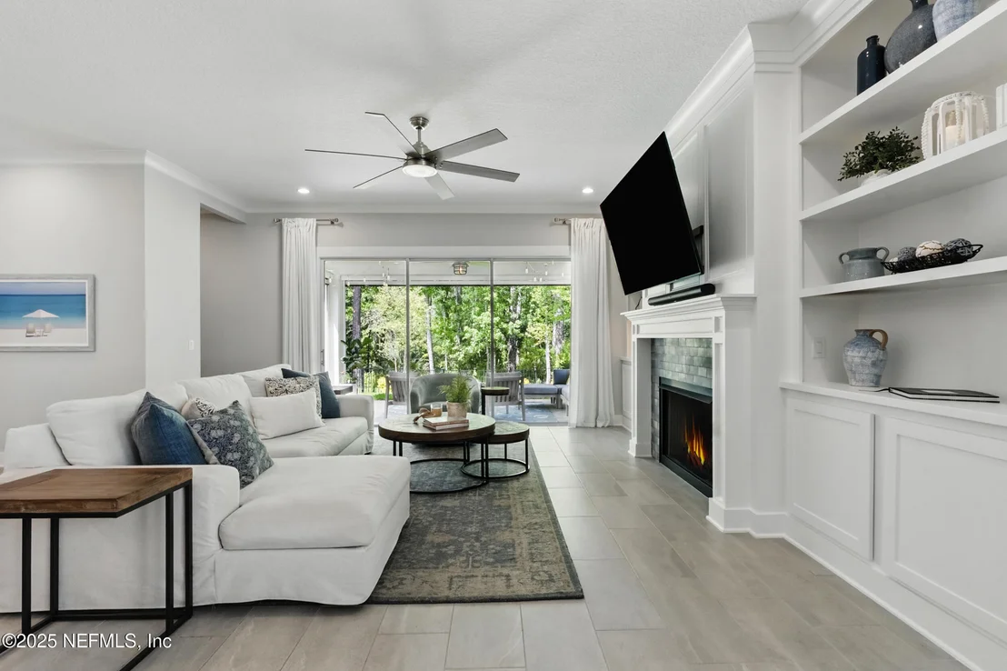 Photo of 9918 FILAMENT Boulevard