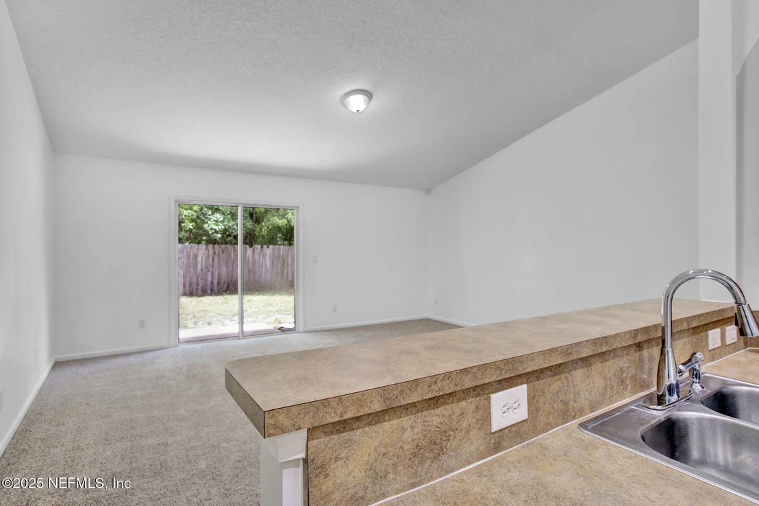 Photo of 6719 ROYAL LEAF Lane