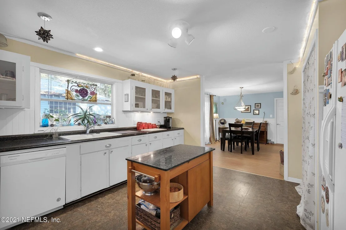 Photo of 1405 MASTERS Drive