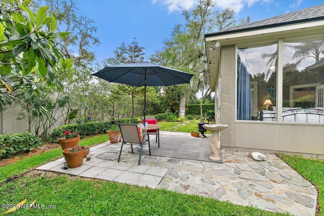 Photo of 113 OAK VIEW Circle
