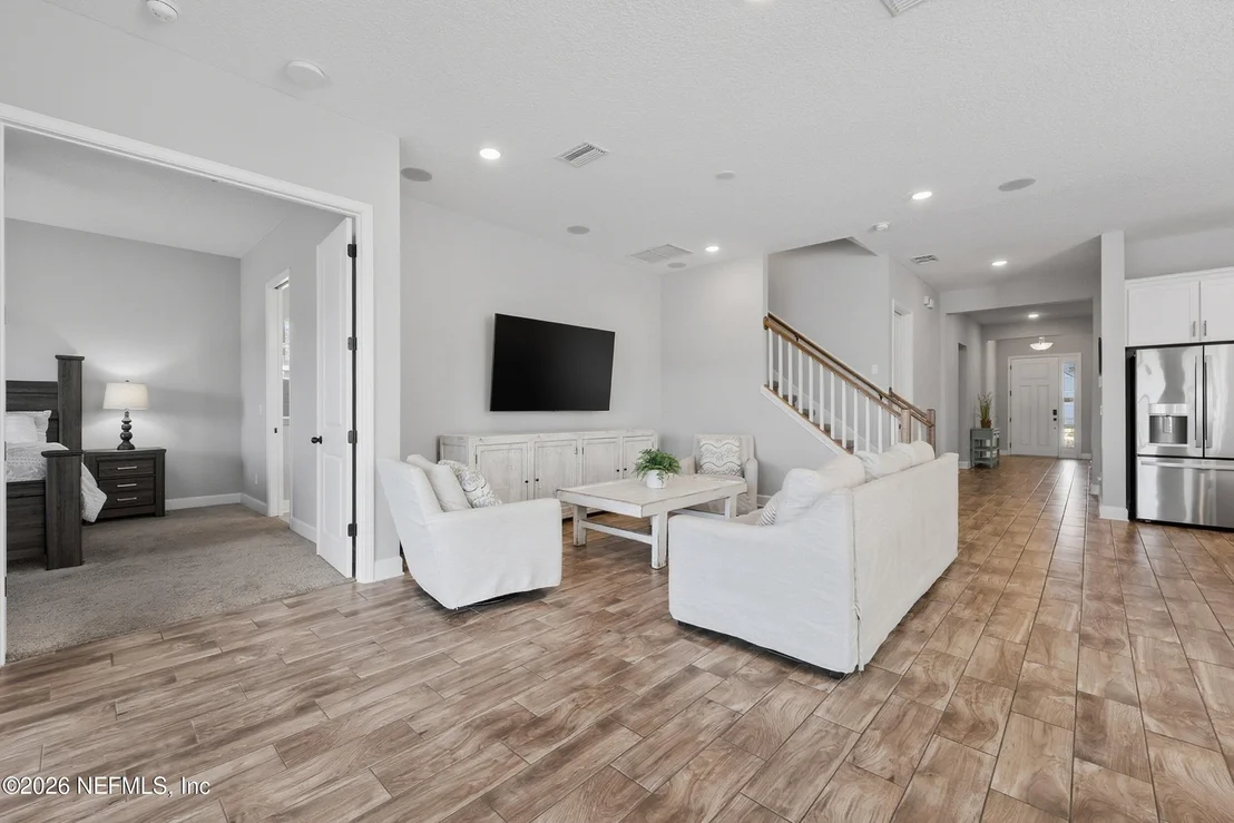 Photo of 232 UNION HILL Drive