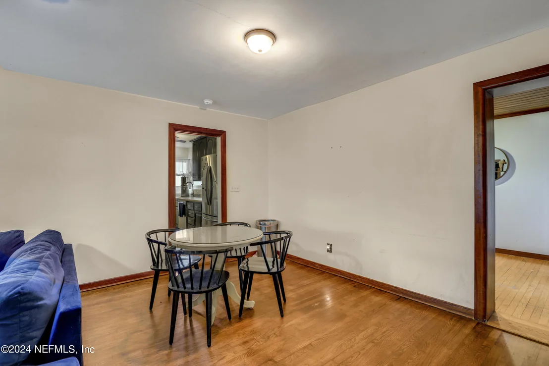 Photo of 2401 CALADIUM Road