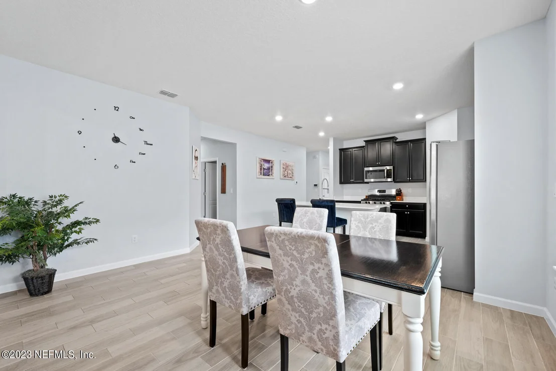 Photo of 31 SEAMOUNT Way