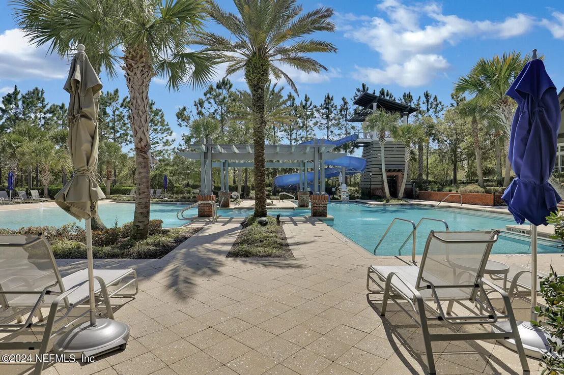Photo of 595 MEADOW CREEK Drive