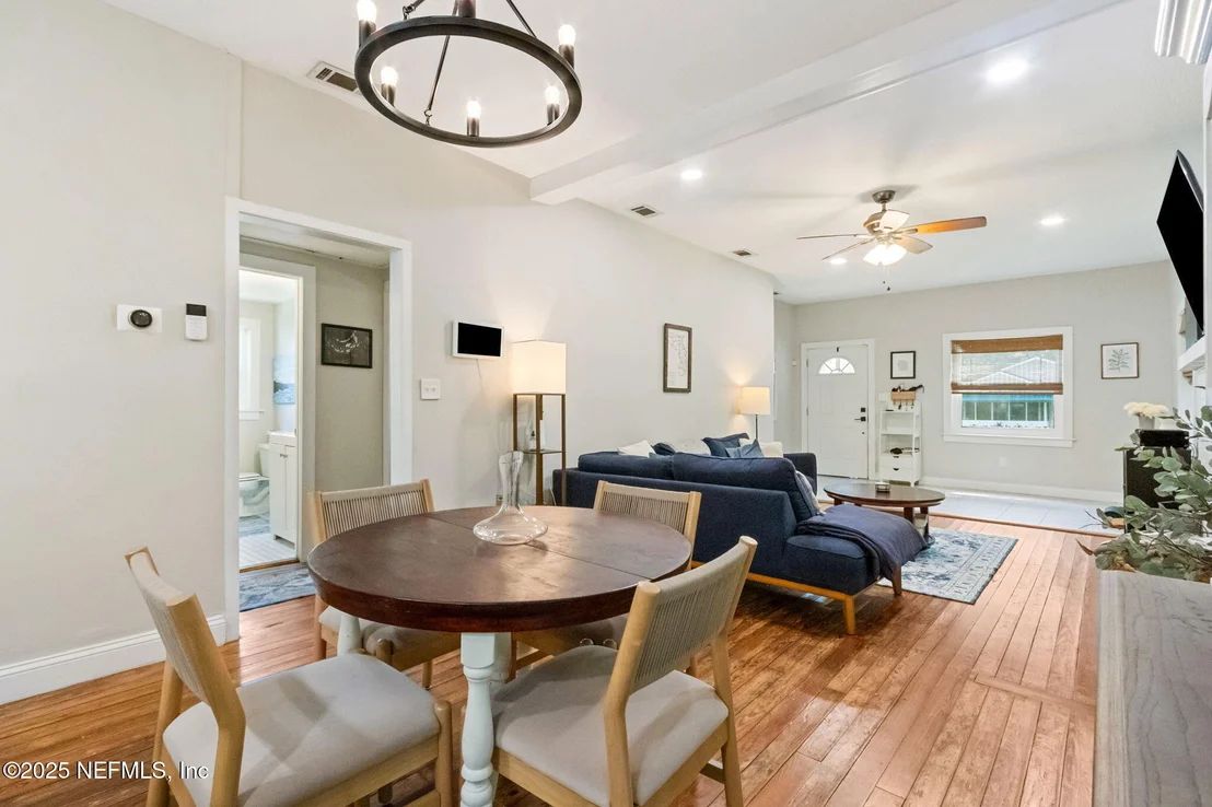 Photo of 1028 CONGLETON Terrace