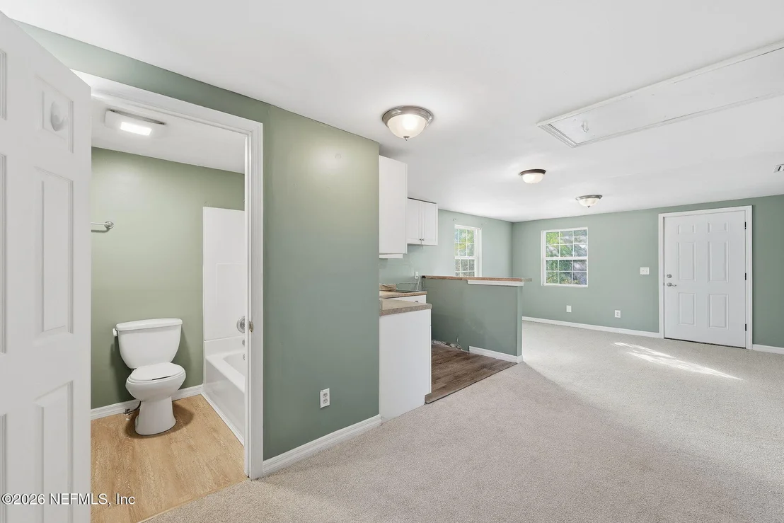 Photo of 1863 LIVE OAK Drive
