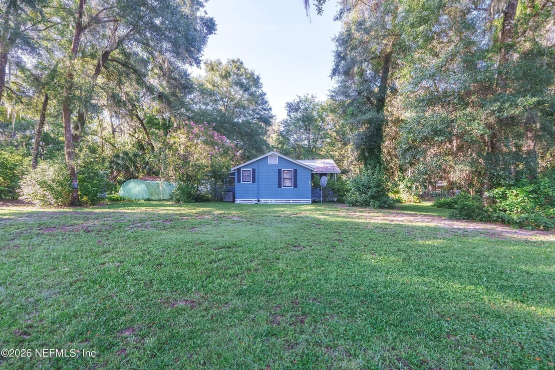 Photo of 210 PINE Avenue