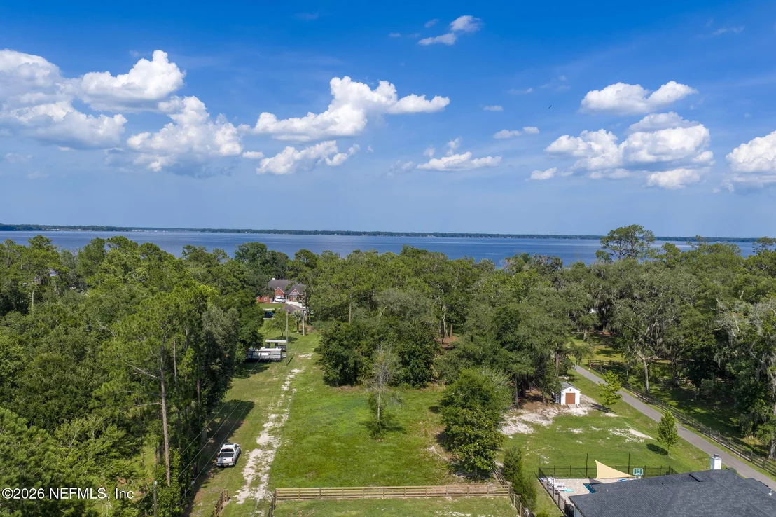 Photo of 1570 RIVER RISE Point
