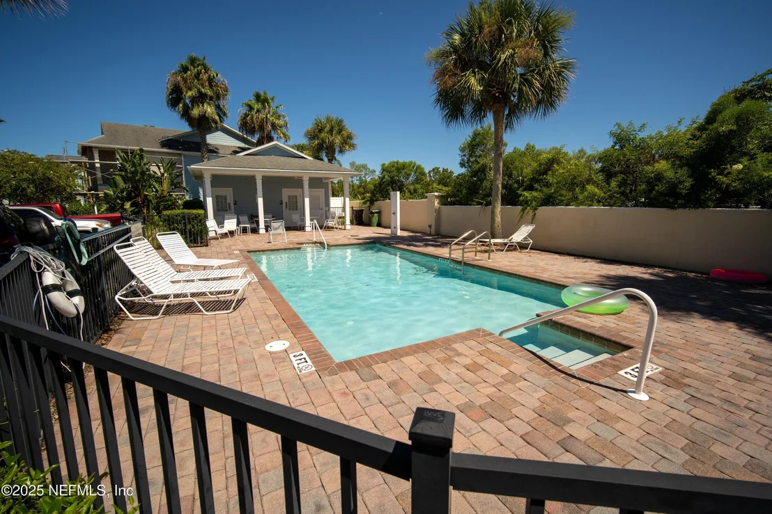 Photo of 205 ISLANDER Drive