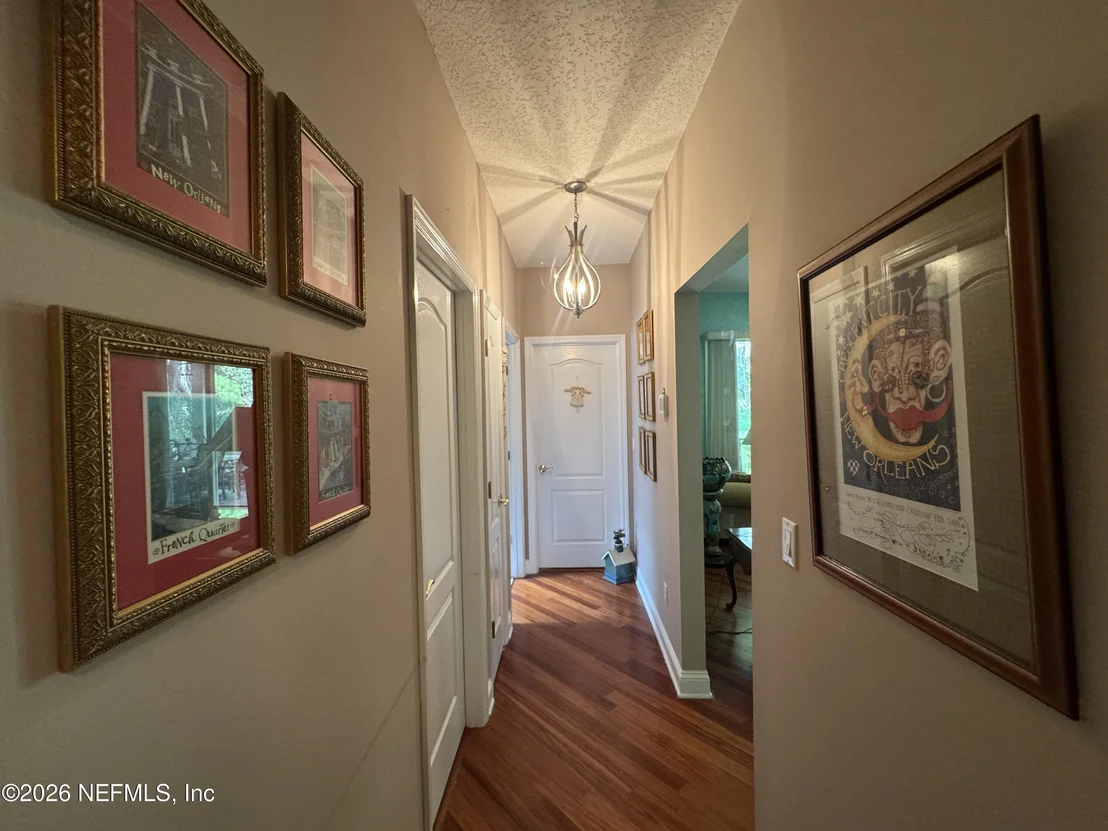 Photo of 1552 BARRINGTON Circle