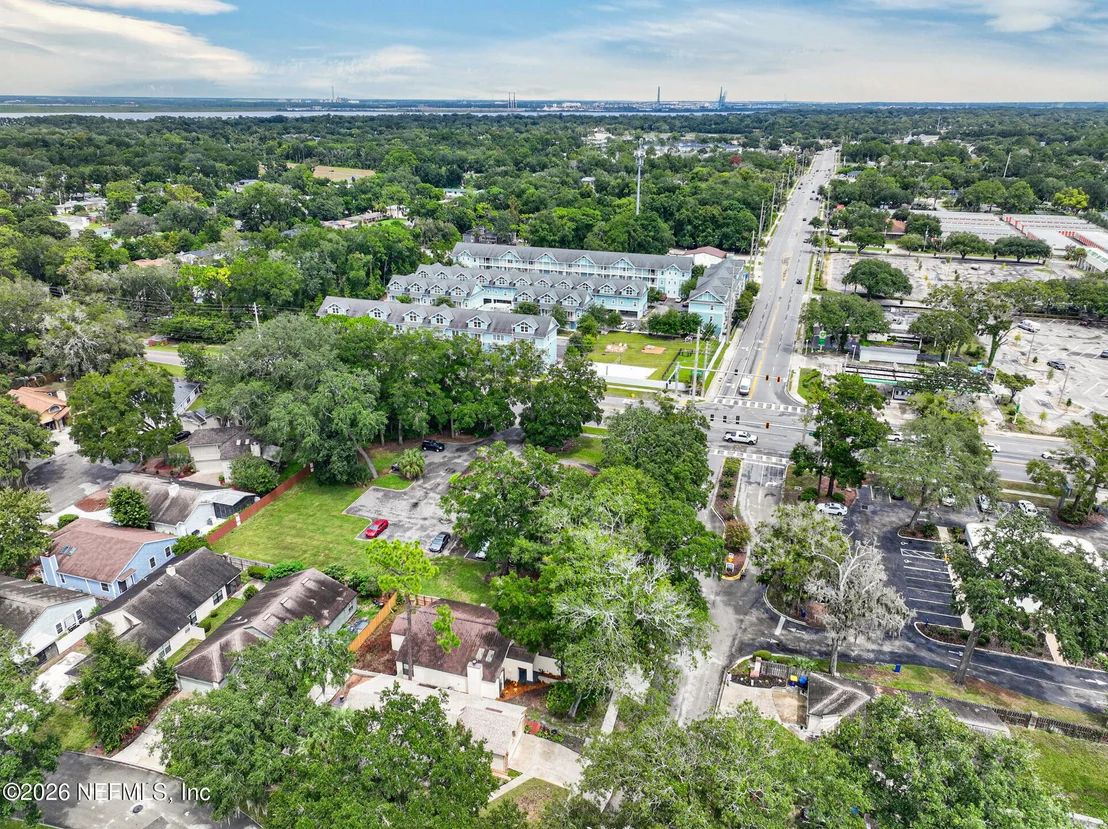 Photo of 5491 FORT CAROLINE Road