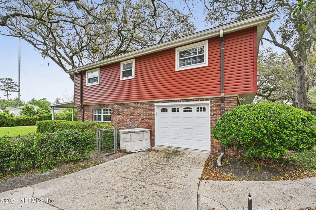 Photo of 8507 SYNHOFF Drive