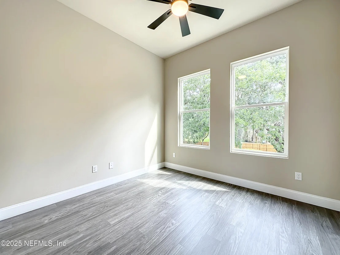 Photo of 5765 HECKSCHER Drive