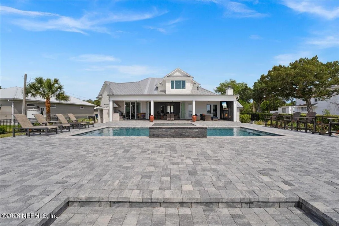 Photo of 9136 HECKSCHER Drive