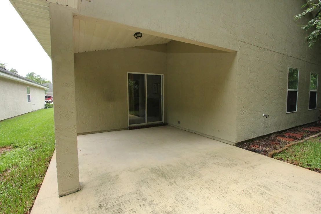 Photo of 329 W Tropical Trace